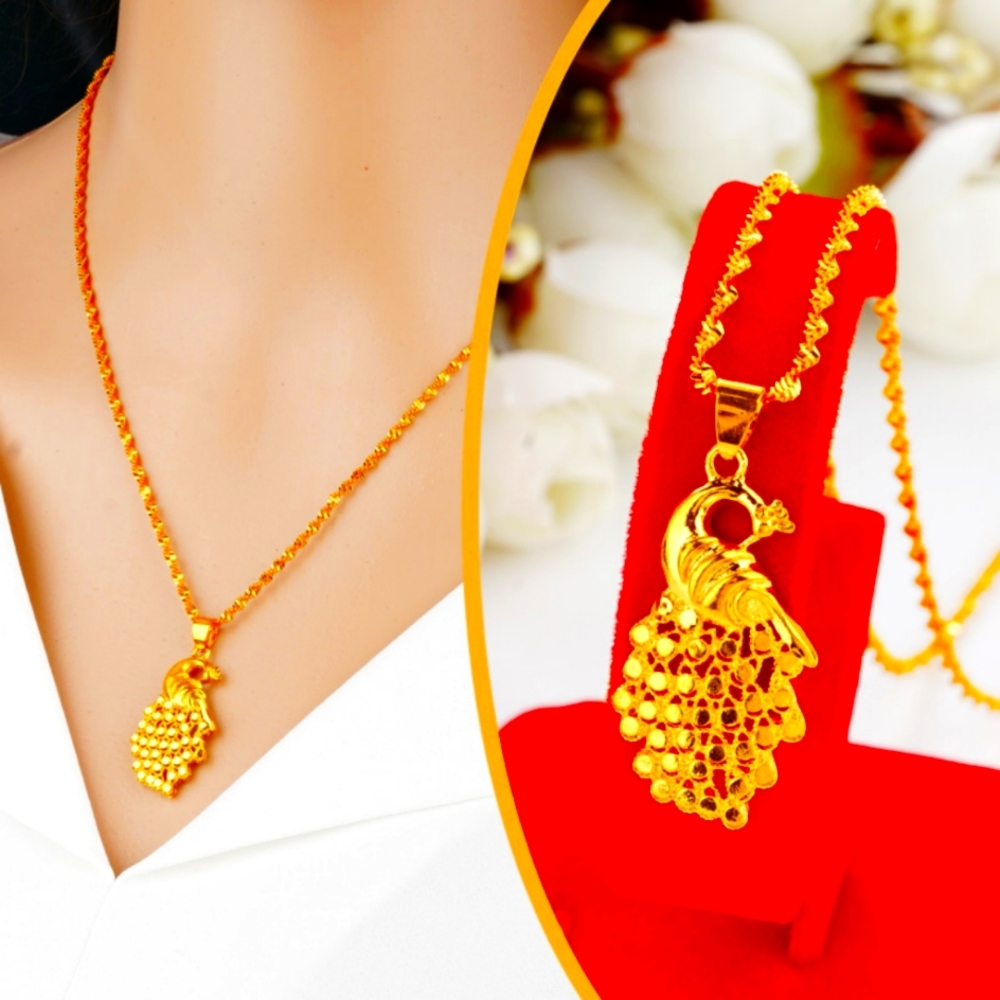 18k gold layer Pendant and necklace set with box,